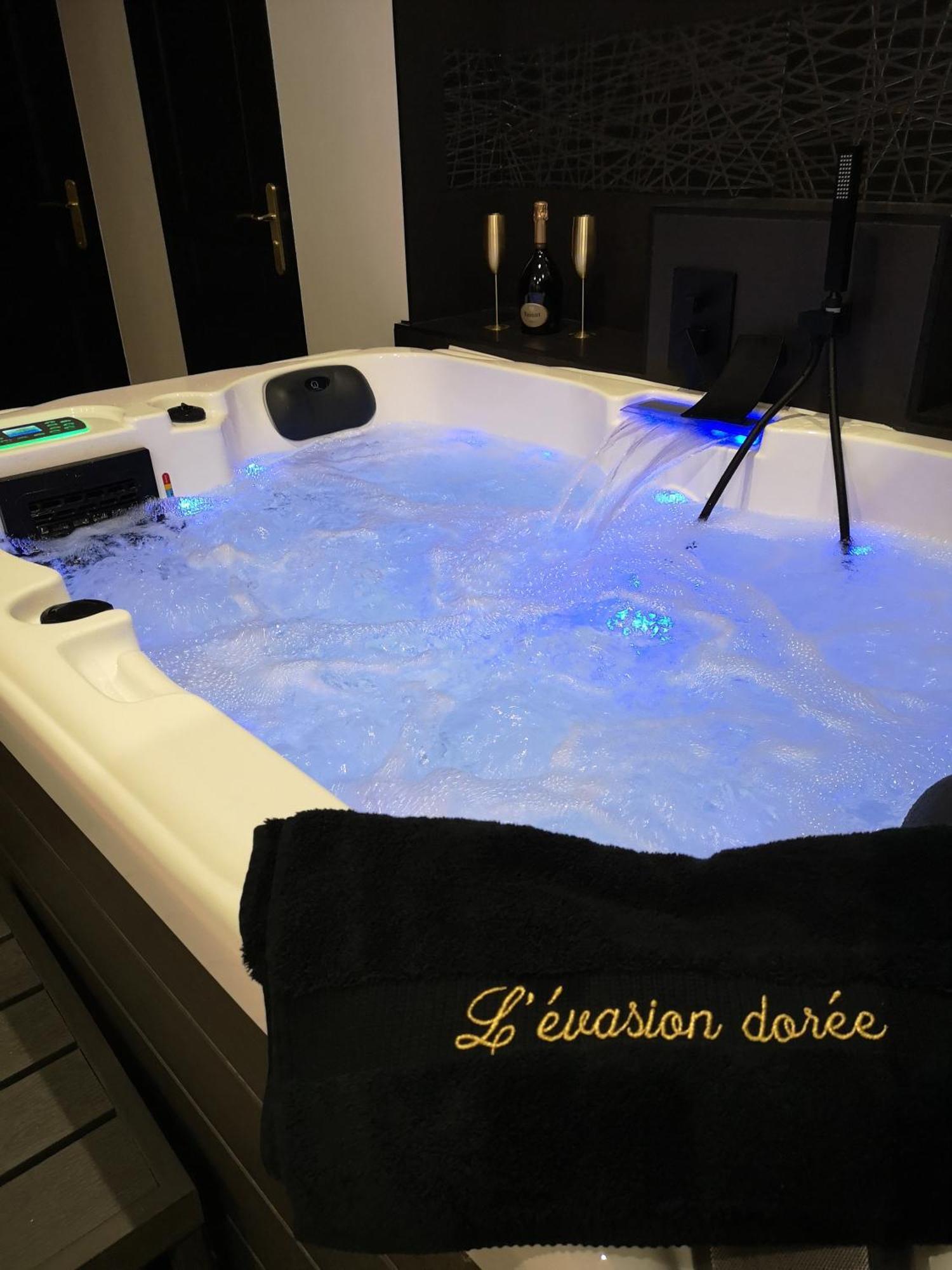 Appartement De Gamme Avec Jacuzzi Sauna A 5min De La A Pied *