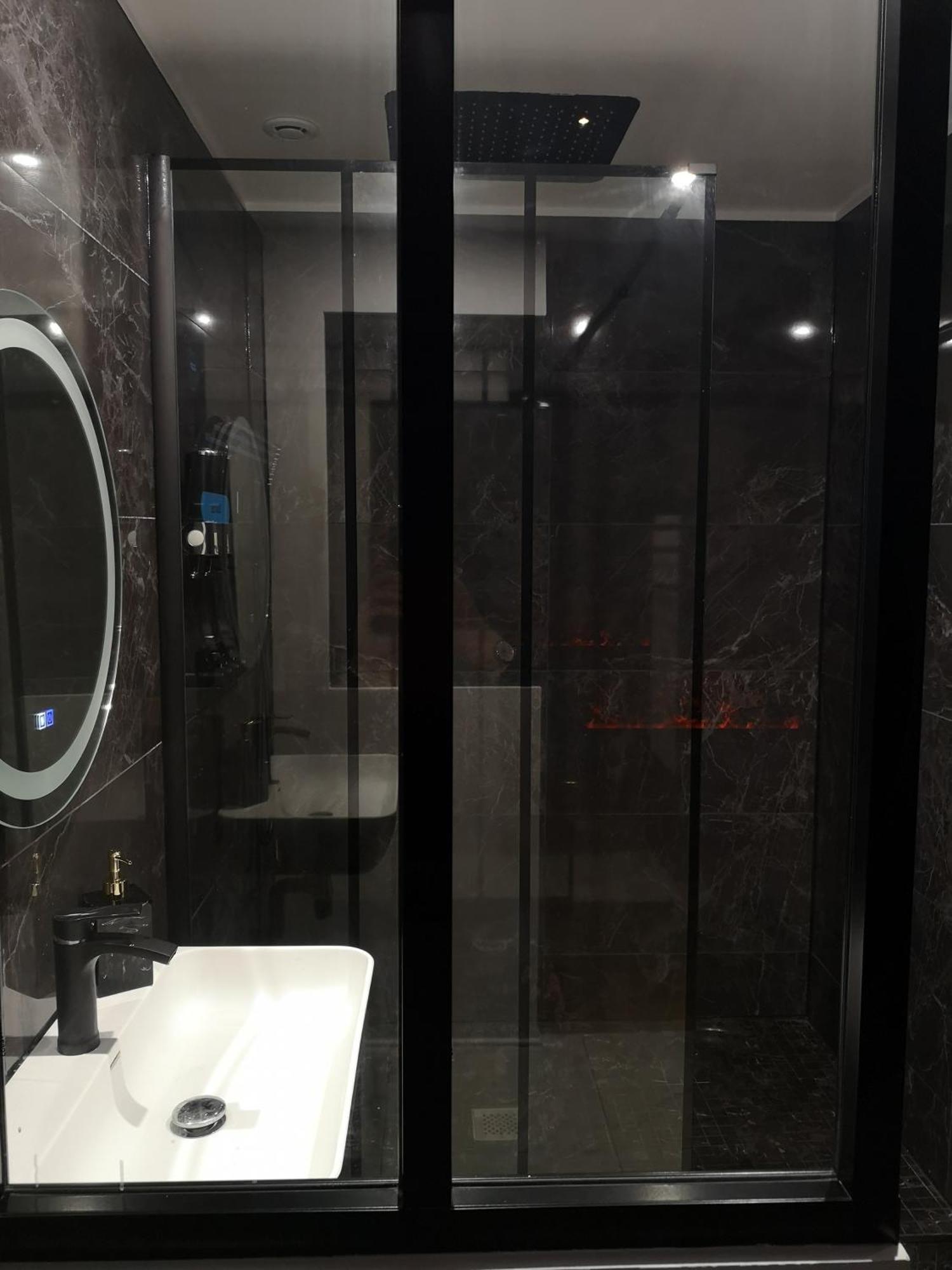 De Gamme Avec Jacuzzi Sauna A 5min De La A Pied
